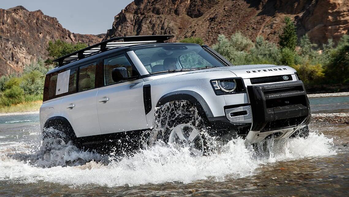 Land Rover Defender with booming V8 coming to rattle the Mercedes-AMG G63- reports